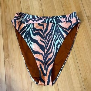 Becca High waist high leg bottom